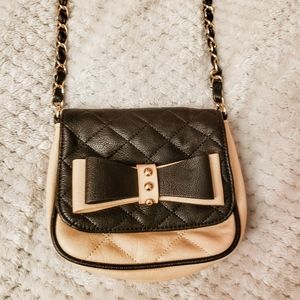 ☀️2/10☀️ Aldo Satchel